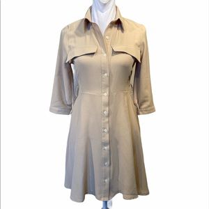 Button front dress. 3/4 slv. Very Halston, right?